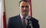 Sikorski tłumaczy się z wywiadu dla Politico